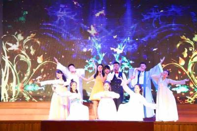 每月舉行才藝晚會